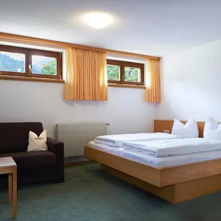 Farm stay Schrannenhof *