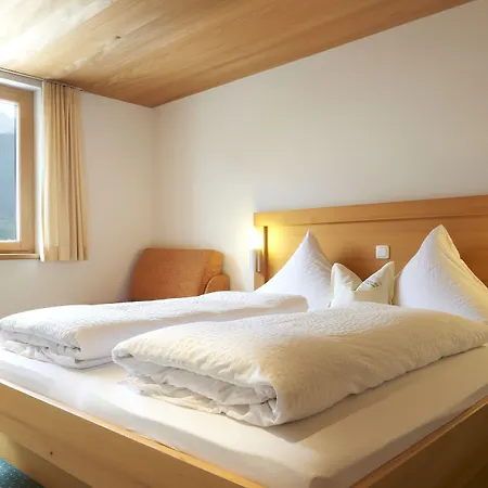 Schrannenhof שופרנאו