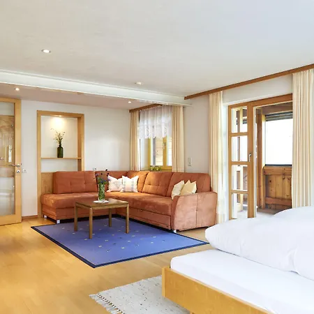 בית חווה Schrannenhof שופרנאו